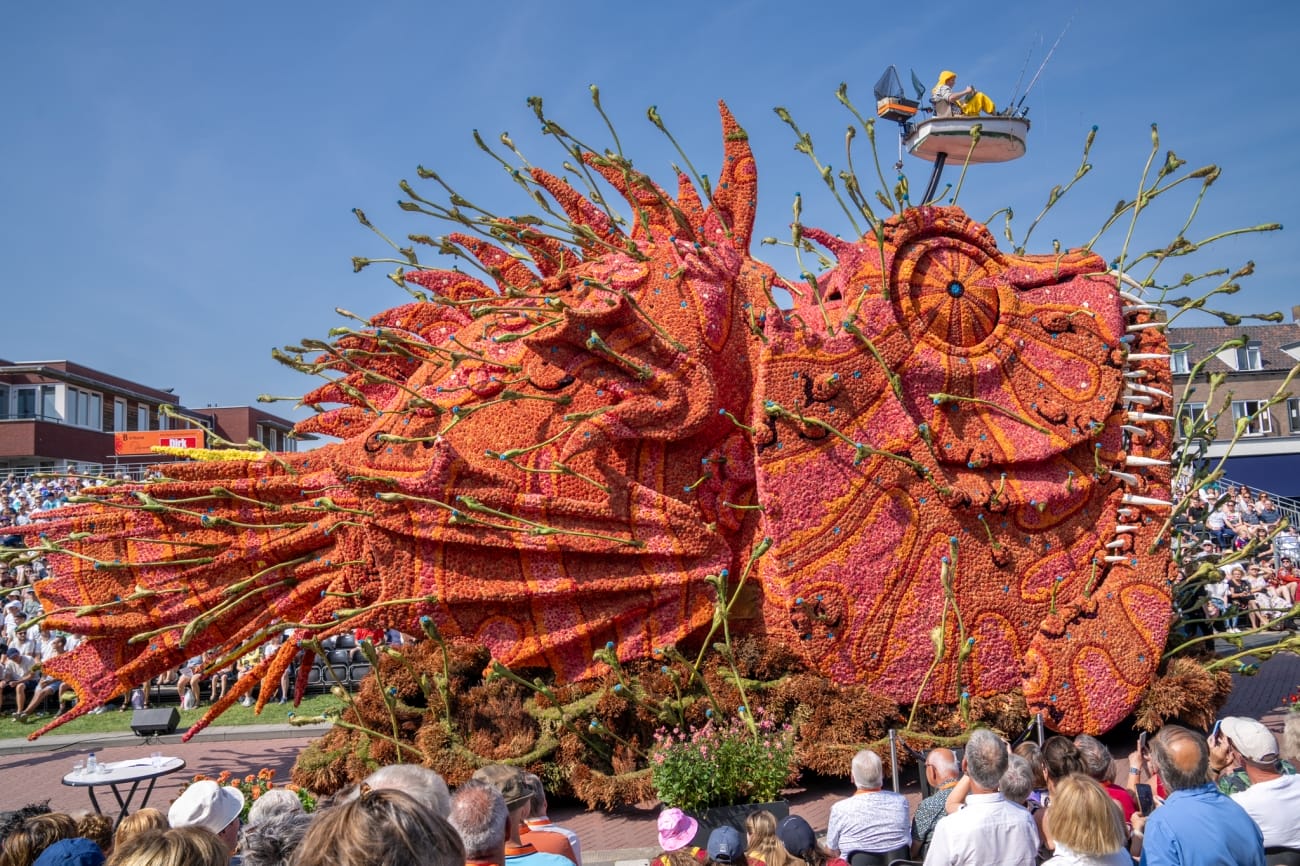 Bloemencorso Zundert 2024 - самый большой цветочный парад в Мире